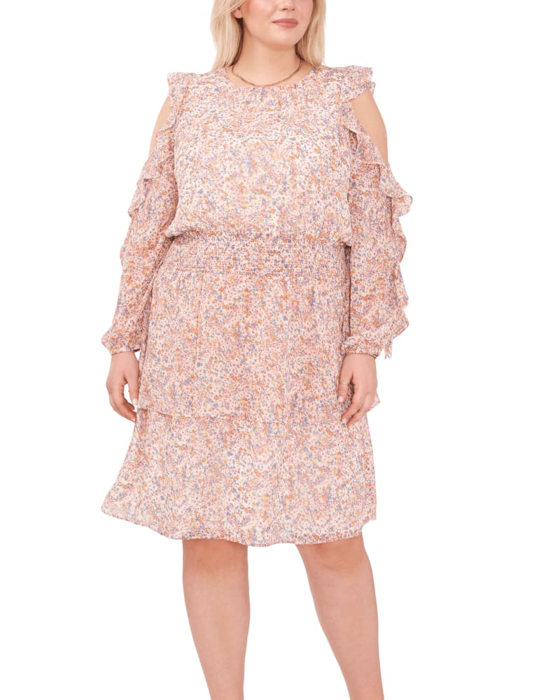 Front of a model wearing a size 0X Valery Cold Shoulder Top in SWEET BLOOMS-151 by 1.State. | dia_product_style_image_id:262263